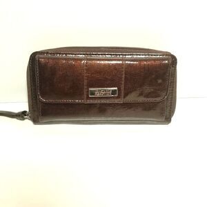 Kenneth Cole Reaction Carry All Clutch Wallet